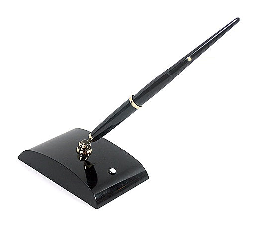 Extraordinary Pens - Montblanc Desk Set