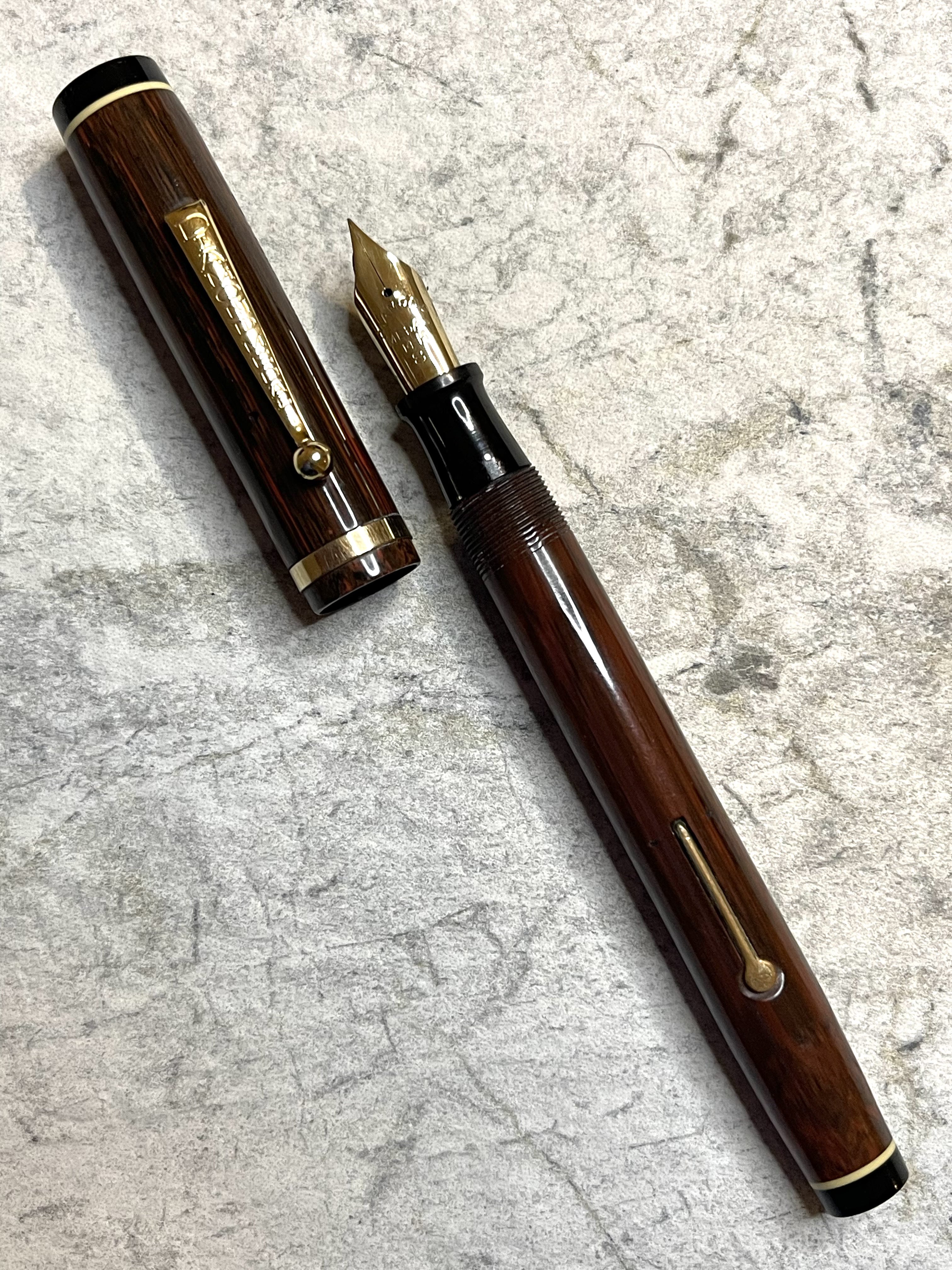 Diamond Medal Oversize #8 Woodgrain