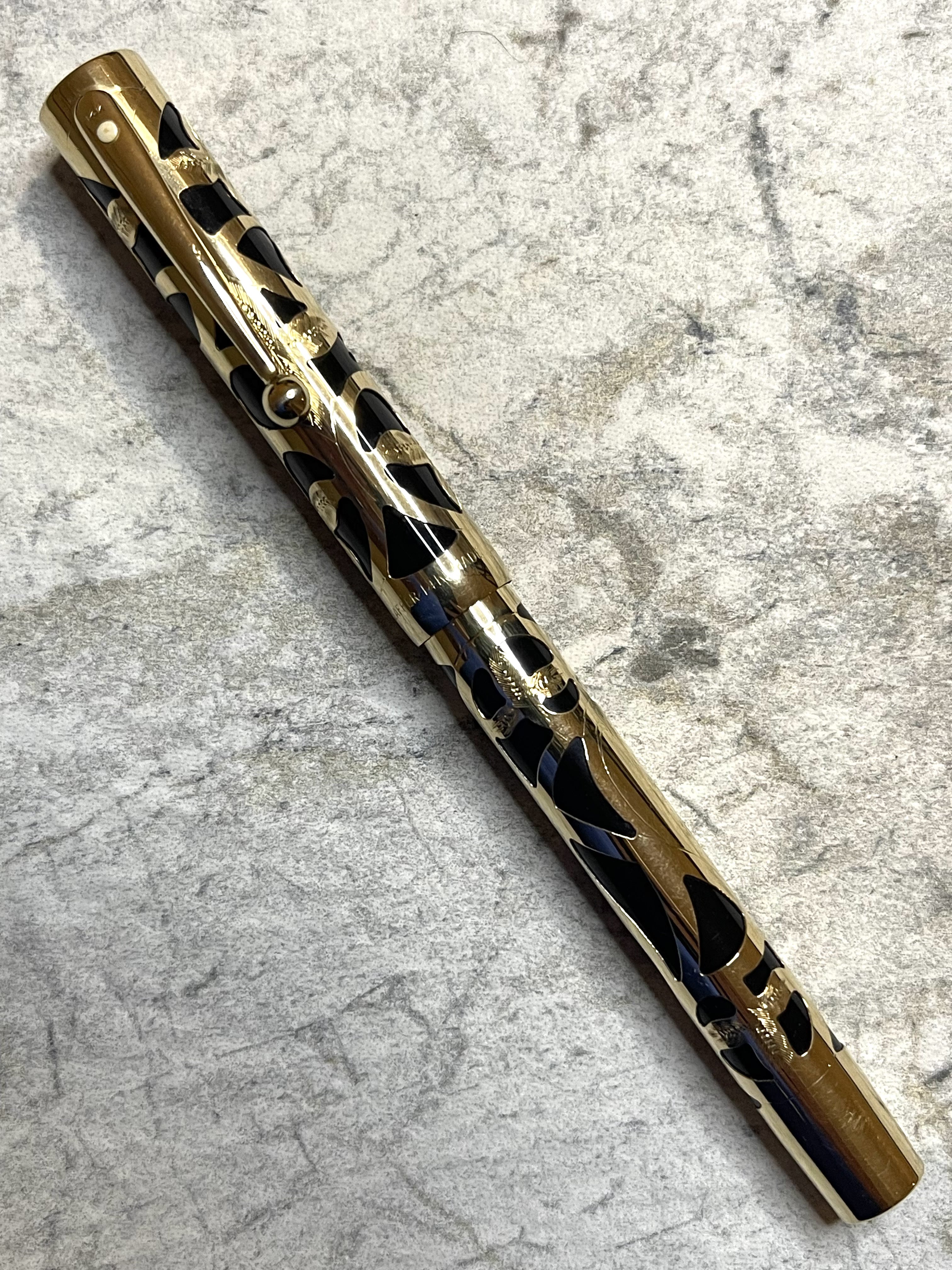 Sheaffer Nostalgia 14k Solid Gold