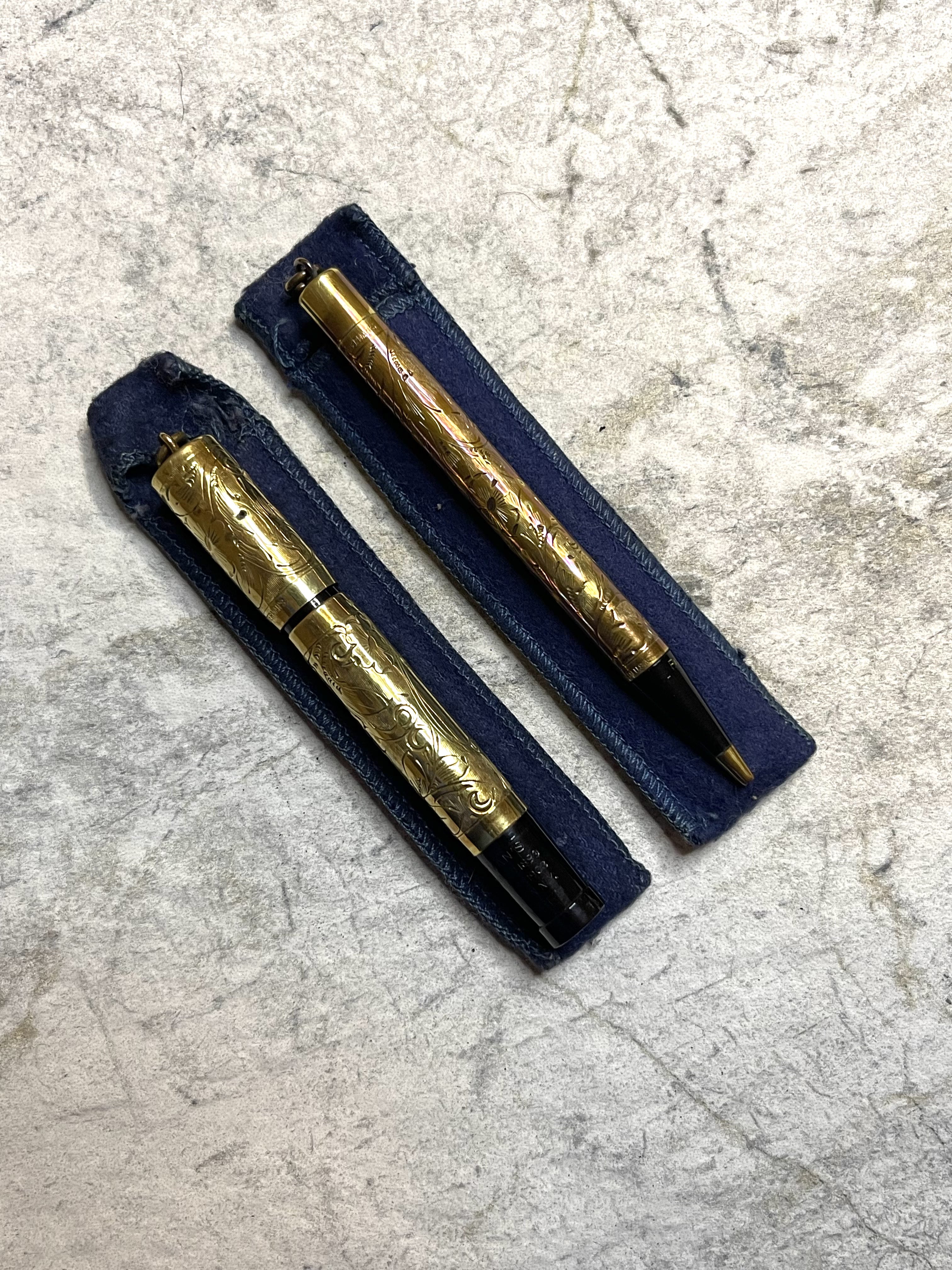 Waterman 0542 ½ V Hand Engraved Set