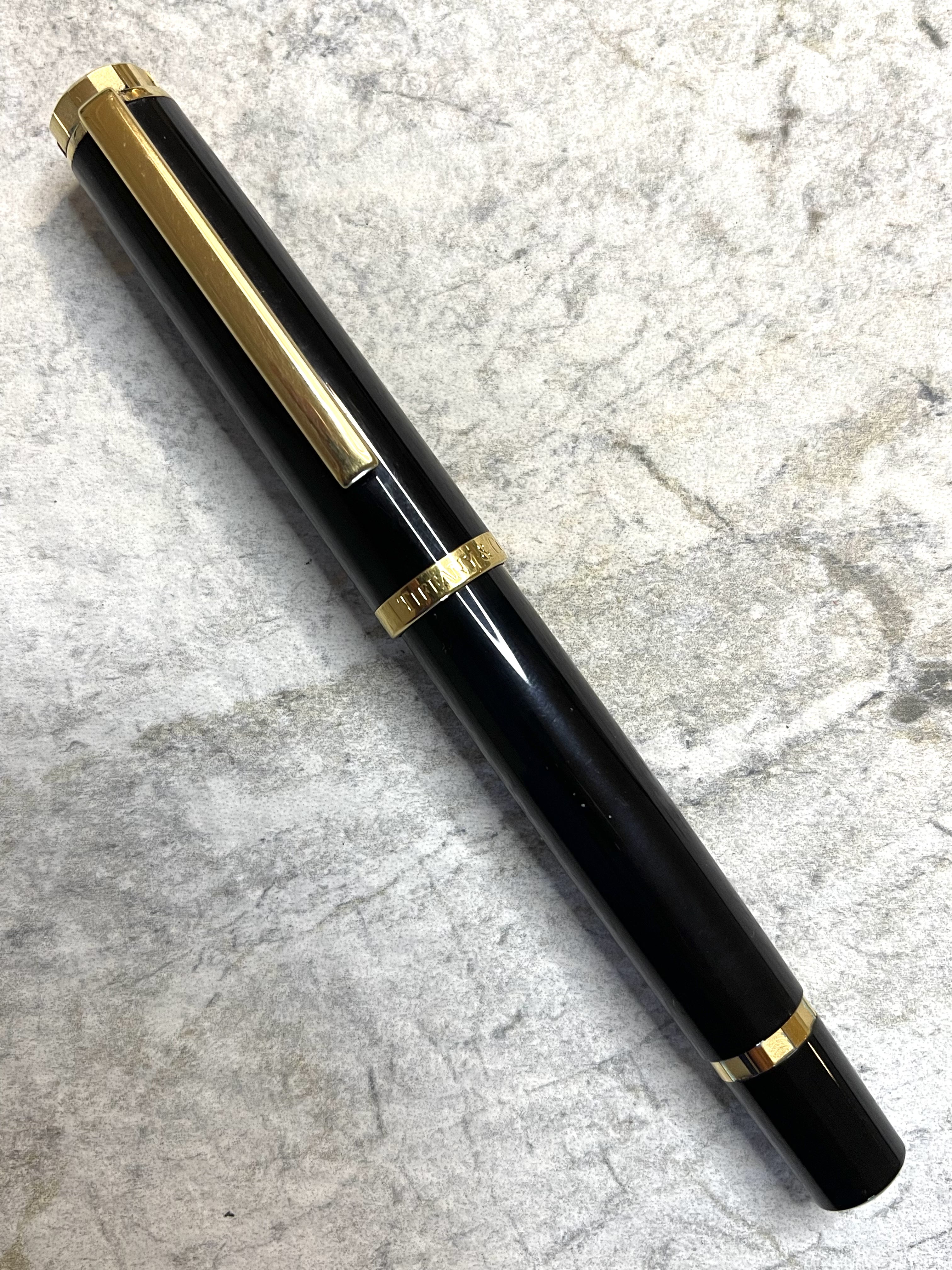 Tiffany Atlas by Pelikan M800