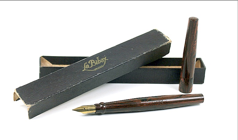 Extraordinary Pens - La Plume D'Or Bibax 